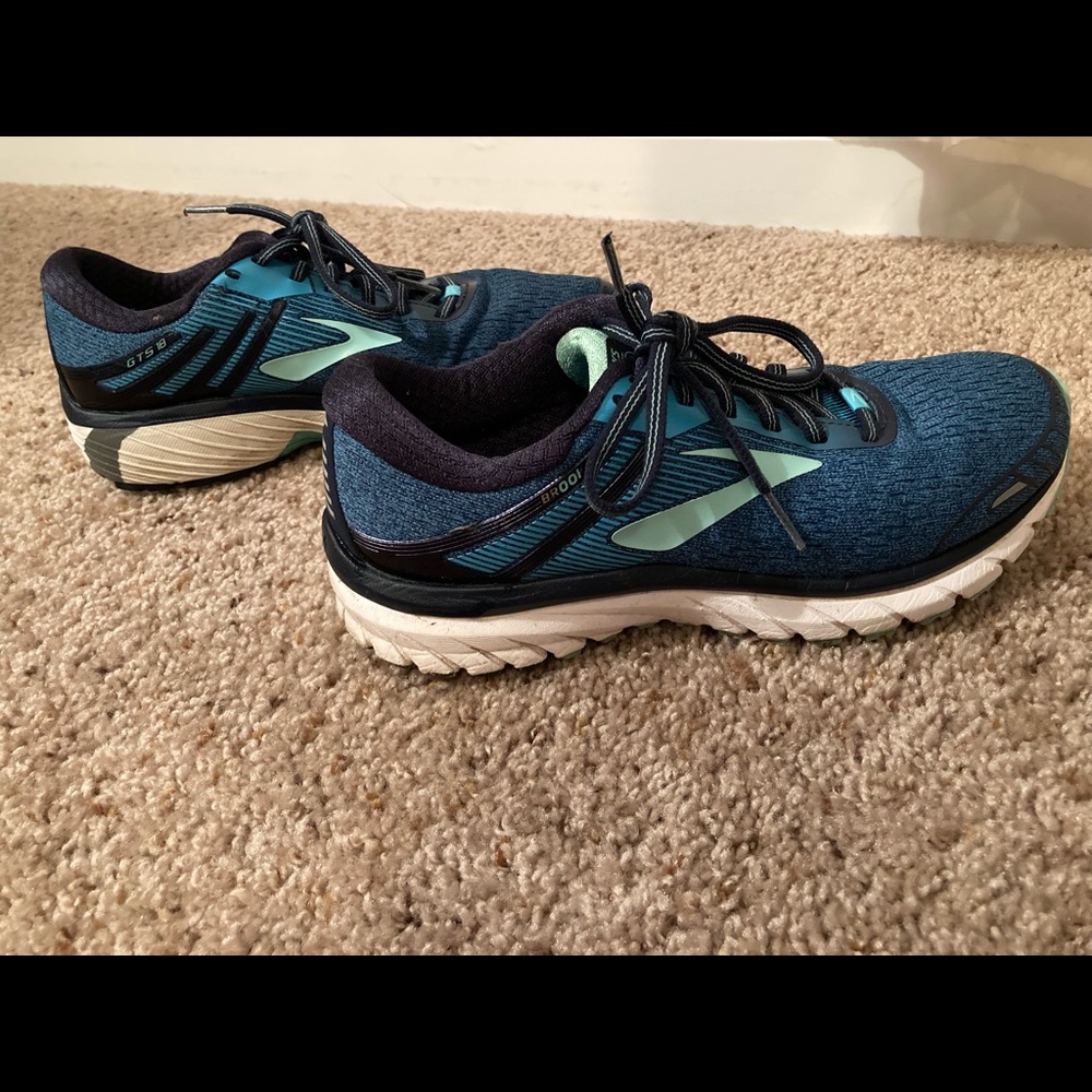 Brooks Adrenaline GTS 18